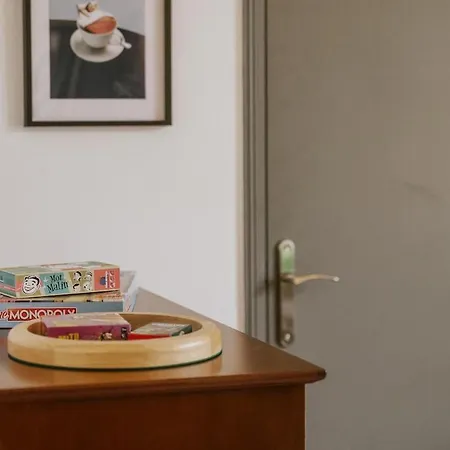 Le Cinq, De Charme Place Saint Pierre Appartement *