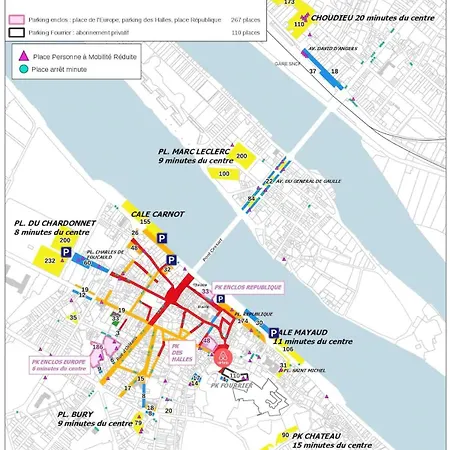 Le Cinq, De Charme Place Saint Pierre Saumur