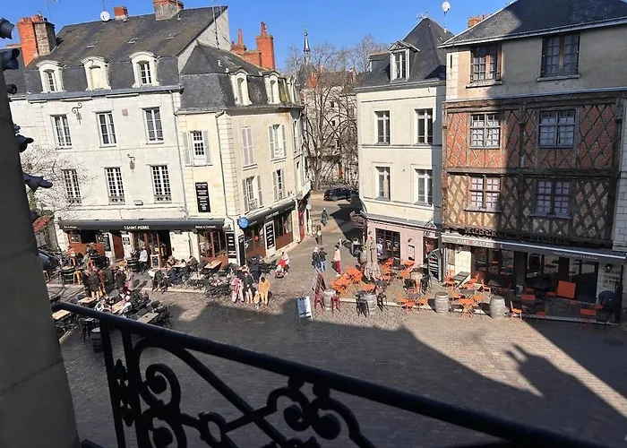 Le Cinq, De Charme Place Saint Pierre Apartment *