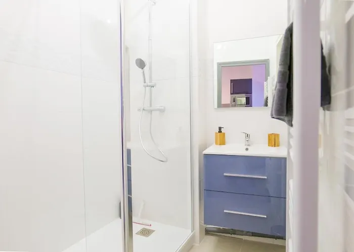 Apartman Le Cinq, De Charme Place Saint Pierre *