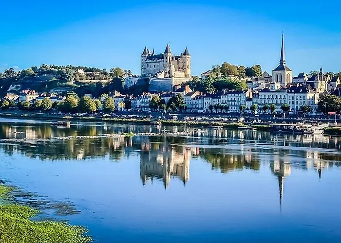 Le Cinq, De Charme Place Saint Pierre * Saumur